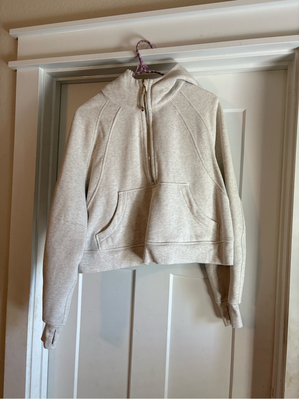 Lululemon cropped scuba